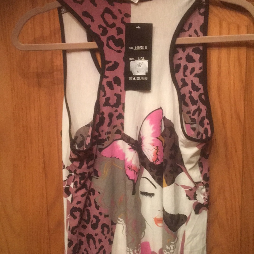 Ladies Top - Picture 3 of 4